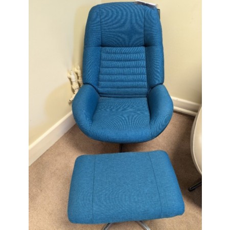 Kebe - Glove Swivel Chair and Stool